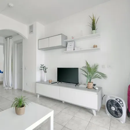 Eva Vacation Pool & Relax Apartment Puerto del Carmen (Lanzarote)